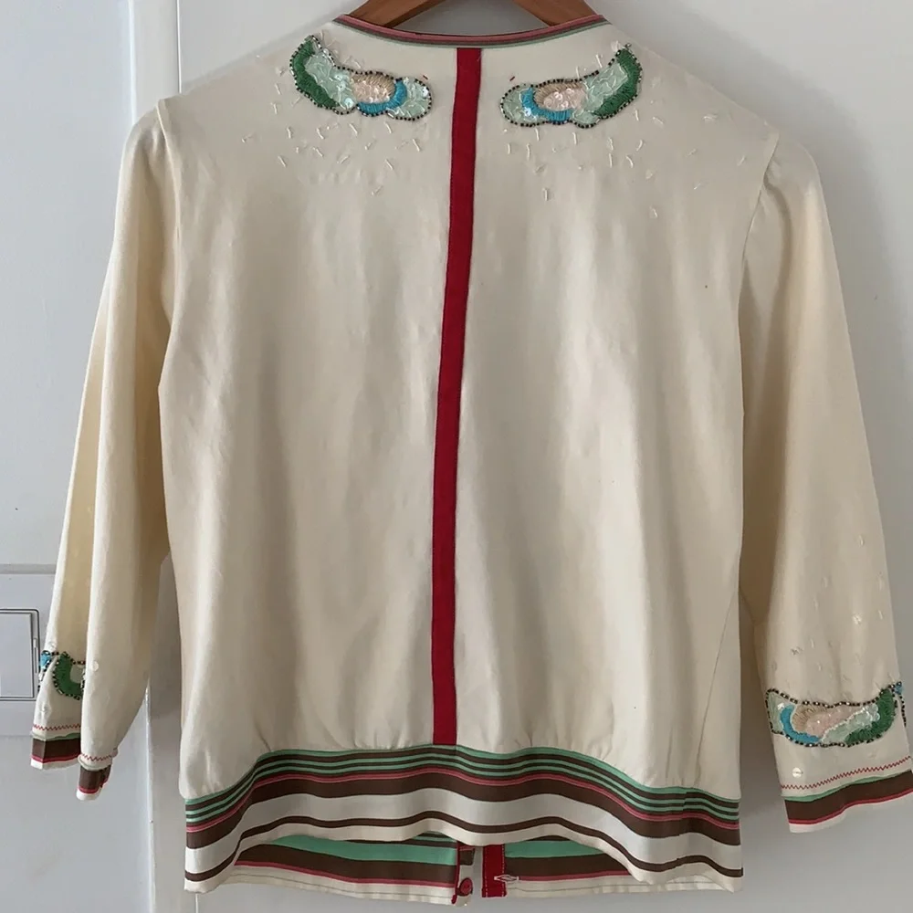 Common Thread sweater - Picture 3 of 4